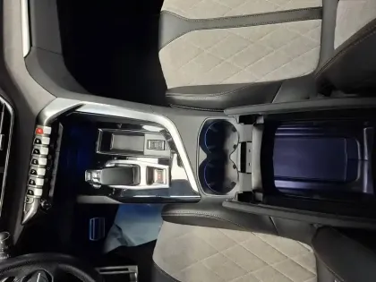 Photo 22 Peugeot 3008  Hybrid 225 e-EAT8