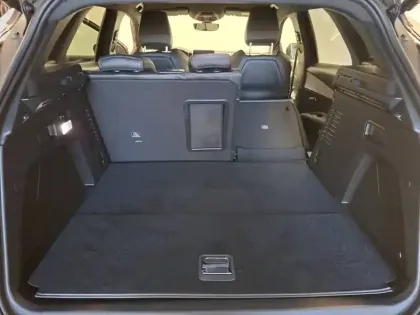 Photo 18 Peugeot 3008  Hybrid 225 e-EAT8