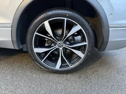 Photo 8 Volkswagen Tiguan  Allspace 2.0 TDI 150ch R-Line DSG7