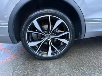 Photo 7 Volkswagen Tiguan  Allspace 2.0 TDI 150ch R-Line DSG7