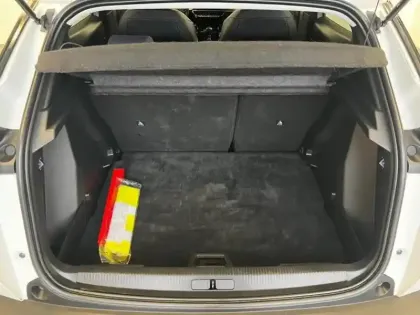 Photo 8 Peugeot 2008  1.2 PureTech 100ch S&S Allure