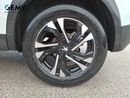 Photo 10 Peugeot 2008  PureTech 130 S&S BVM6