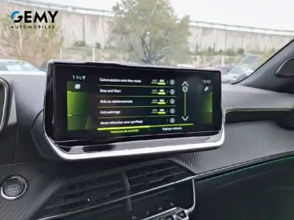 Photo 29 Peugeot 2008  PureTech 130 S&S BVM6