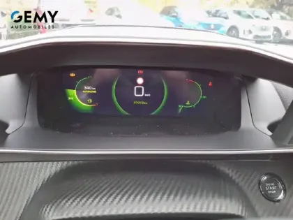 Photo 44 Peugeot 2008  PureTech 130 S&S BVM6