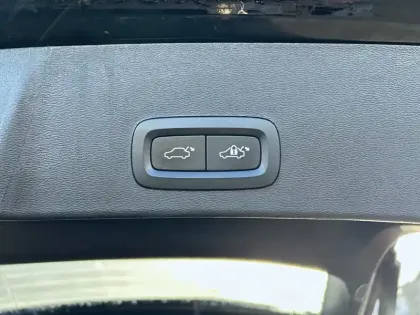 Photo 8 Volvo Xc40  T5 Recharge 180+82 ch DCT7