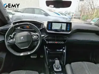 Photo 7 Peugeot 2008  PureTech 130 S&S EAT8