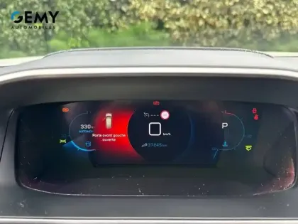 Photo 72 Peugeot 2008  PureTech 130 S&S EAT8