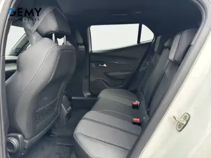 Photo 66 Peugeot 2008  PureTech 130 S&S EAT8