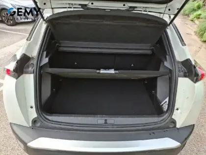 Photo 5 Peugeot 2008  PureTech 130 S&S EAT8