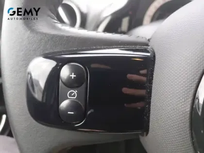 Photo 13 Renault Twingo  III SCe 65