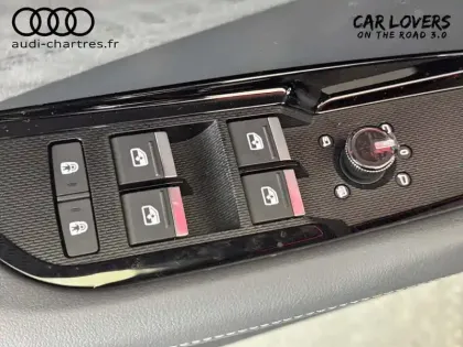 Photo 14 Audi Q3  e-hybrid 272 ch S tronic 6