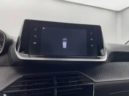 Photo 24 Peugeot 208  BLUEHDI 100 S&S BVM6