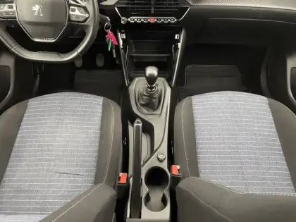 Photo 23 Peugeot 208  BLUEHDI 100 S&S BVM6