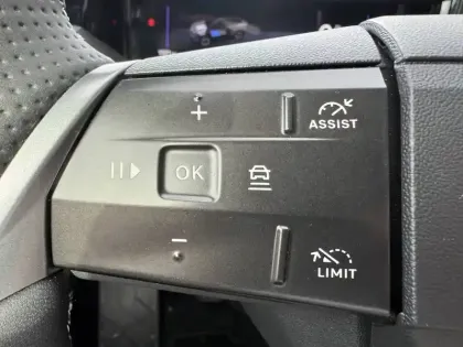 Photo 19 Opel Grandland  1.2 Turbo Hybrid 145 ch e-DCT6