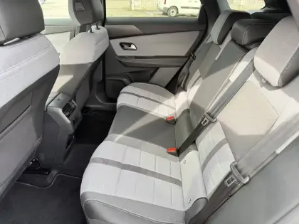 Photo 14 Opel Grandland  1.2 Turbo Hybrid 145 ch e-DCT6