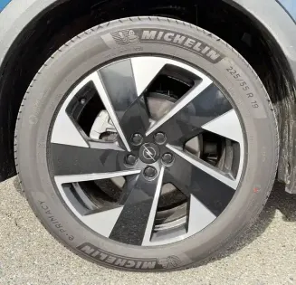 Photo 31 Opel Grandland  1.2 Turbo Hybrid 145 ch e-DCT6