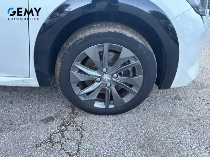 Photo 10 Peugeot 208  Electrique 50 kWh 136ch