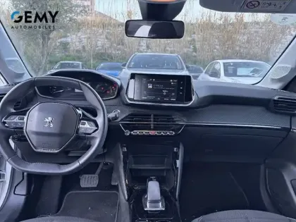 Photo 7 Peugeot 208  Electrique 50 kWh 136ch