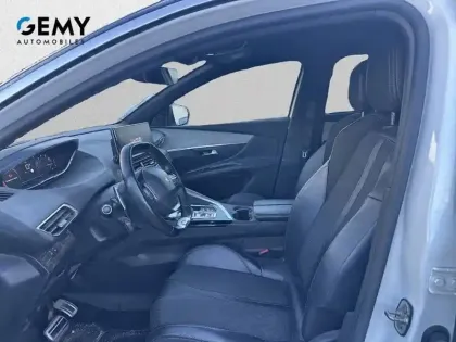 Photo 24 Peugeot 5008  PureTech 130ch S&S EAT8