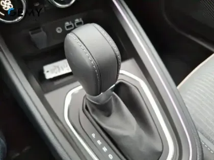 Photo 25 Renault Clio  E-Tech full hybrid 145 ch GSR2