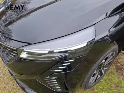 Photo 12 Renault Clio  E-Tech full hybrid 145 ch GSR2