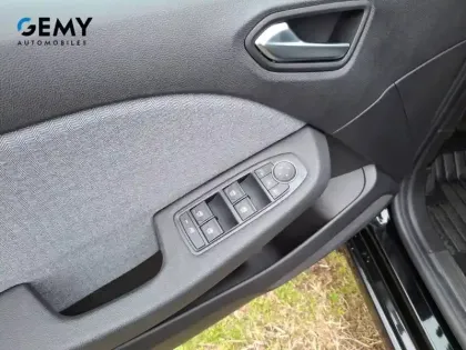 Photo 46 Renault Clio  E-Tech full hybrid 145 ch GSR2