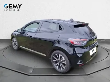 Photo 6 Renault Clio  E-Tech full hybrid 145 ch GSR2