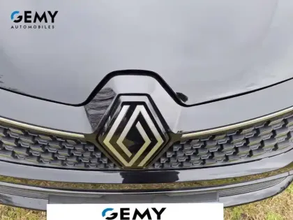 Photo 13 Renault Clio  E-Tech full hybrid 145 ch GSR2