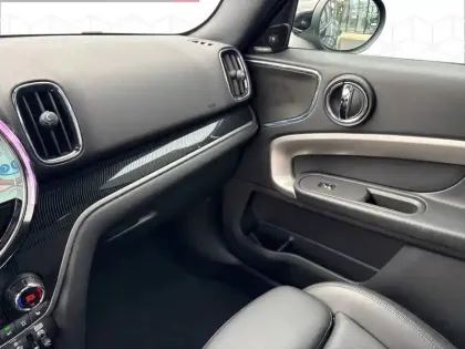 Photo 32 Mini Mini Countryman 178 ch ALL4 BVA8