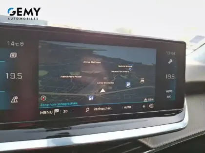 Photo 13 Peugeot 2008  PureTech 130 S&S BVM6