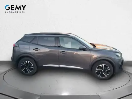 Photo 35 Peugeot 2008  PureTech 130 S&S BVM6