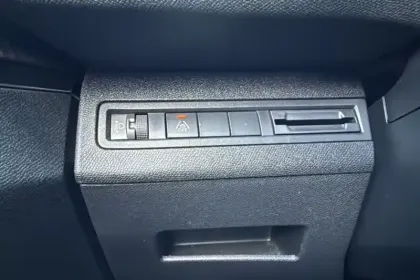 Photo 20 Peugeot 3008  BlueHDi 130ch S&S BVM6