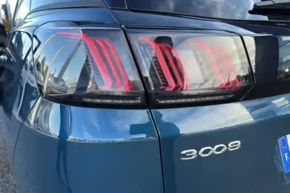 Photo 32 Peugeot 3008  BlueHDi 130ch S&S BVM6
