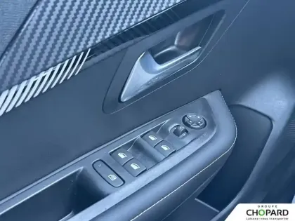 Photo 19 Peugeot 208  Hybrid 110 e-DCS6