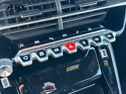 Photo 65 Peugeot 208  PureTech 130 S&S EAT8