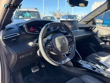 Photo 57 Peugeot 208  PureTech 130 S&S EAT8