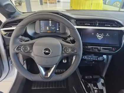 Photo 13 Opel Corsa  1.2 Turbo Hybrid 110 ch e-DCT6