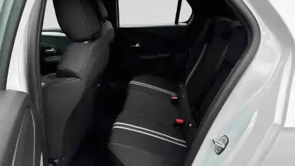 Photo 42 Opel Corsa  1.2 Turbo Hybrid 110 ch e-DCT6