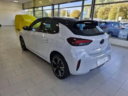 Photo 11 Opel Corsa  1.2 Turbo Hybrid 110 ch e-DCT6