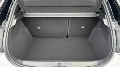 Photo 26 Opel Corsa  1.2 Turbo Hybrid 110 ch e-DCT6