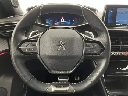 Photo 22 Peugeot 2008  PureTech 130 S&S EAT8