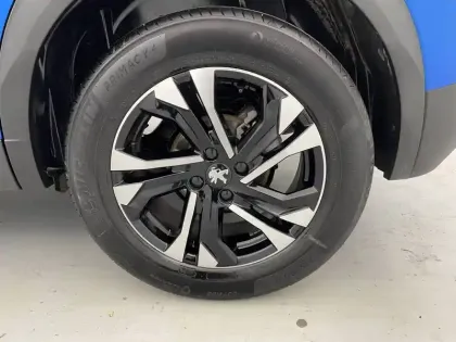 Photo 15 Peugeot 2008  PureTech 130 S&S EAT8