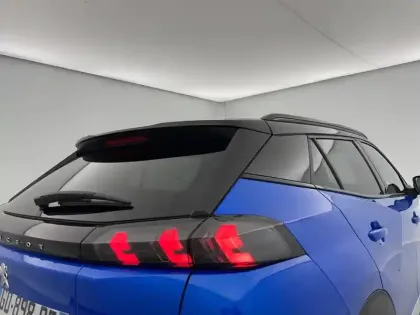 Photo 30 Peugeot 2008  PureTech 130 S&S EAT8