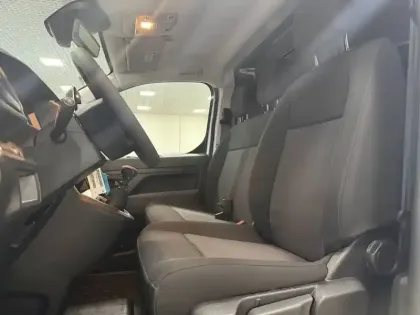 Photo 51 Opel Vivaro  FGN DIESEL 120 CH M MANUELLE