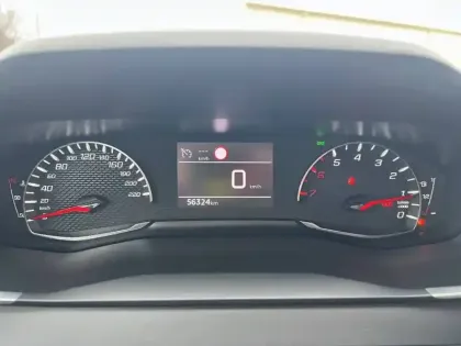 Photo 55 Peugeot 208  PureTech 100 S&S BVM6