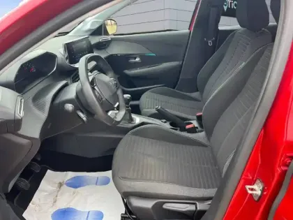 Photo 52 Peugeot 208  PureTech 100 S&S BVM6