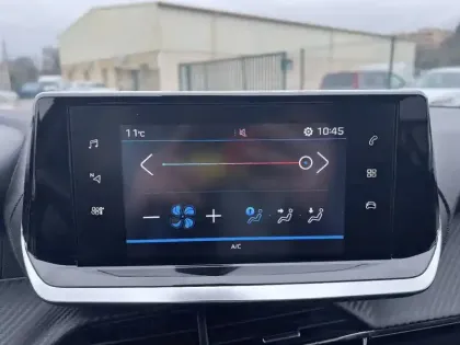 Photo 13 Peugeot 208 Gén. II Ph1 NG Style 5