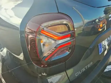 Photo 16 Dacia Duster  ECO-G 100 4x2