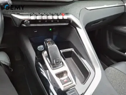 Photo 14 Peugeot 3008  Puretech 130ch S&S EAT8