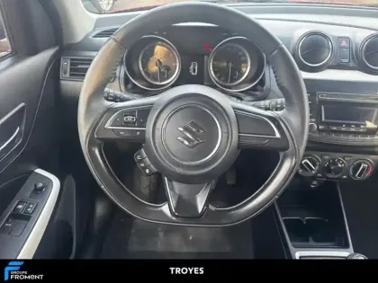 Photo 8 Suzuki Swift 1.2 Dualjet Hybrid Avantage